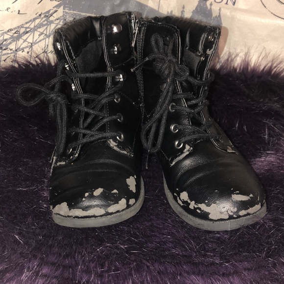 ✨Roebuck & Co Booties - Picture 4 of 7